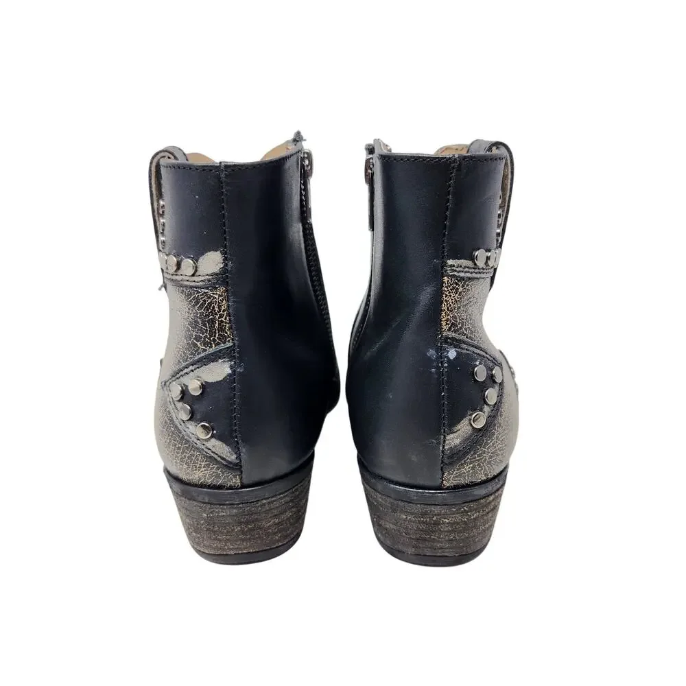 Corral circle black